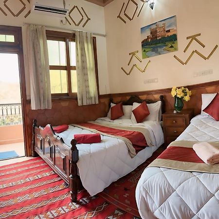 Kasbah La Famille Berbere Hotel Boumalne Dades Bagian luar foto