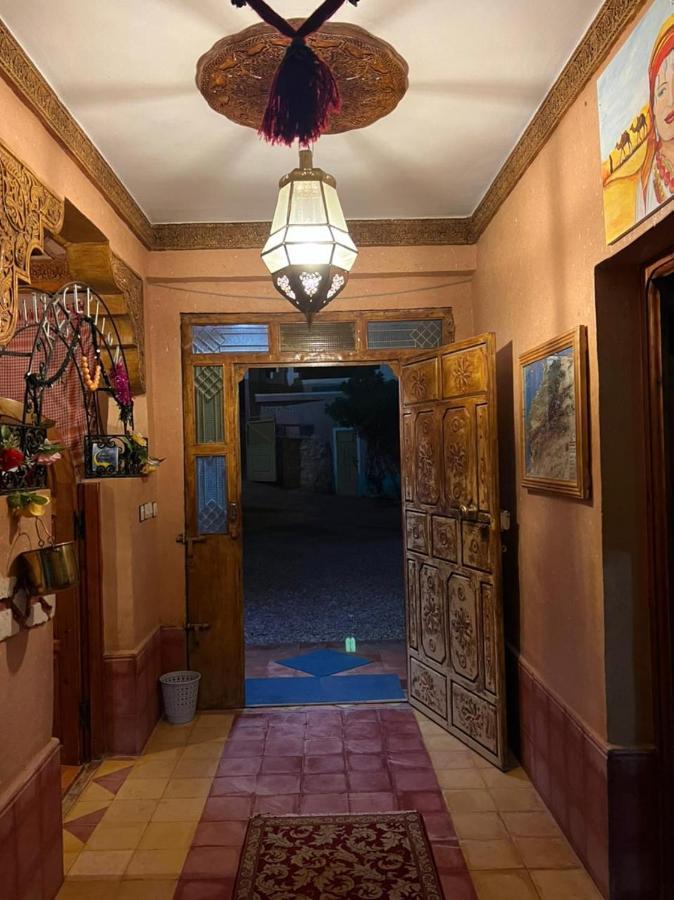 Kasbah La Famille Berbere Hotel Boumalne Dades Bagian luar foto