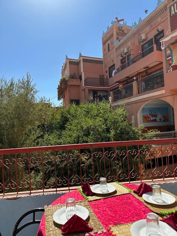 Kasbah La Famille Berbere Hotel Boumalne Dades Bagian luar foto